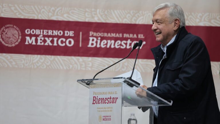 Ensenada Hoy: Gu&iacute;a para Adultos