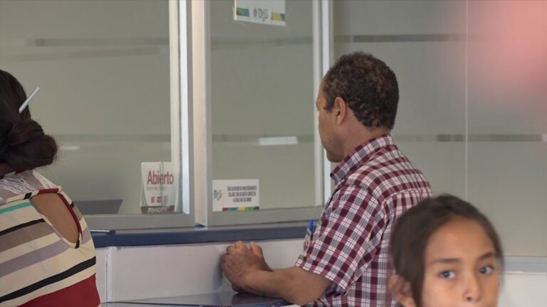 Cómo checar adeudo de placas en Durango