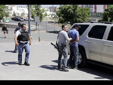 Elektra Ixtl&aacute;n del R&iacute;o Nayarit: Centro comercial y servicios financieros